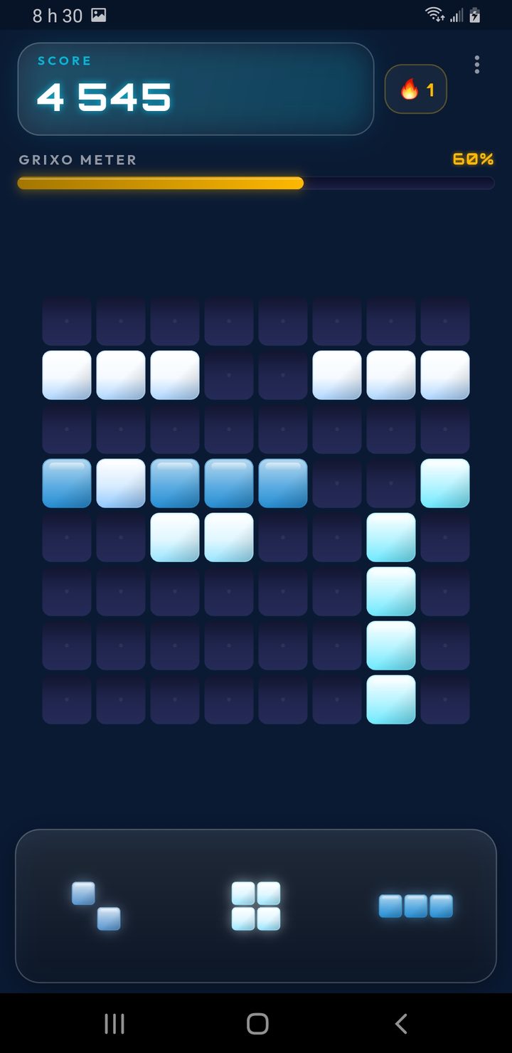 Grixo gameplay mid-run — the meter is at 60% with multiple chained line clears glowing on the grid